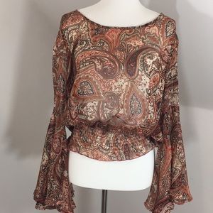 Rue 21 dramatic bell sleeve blouson Boho top